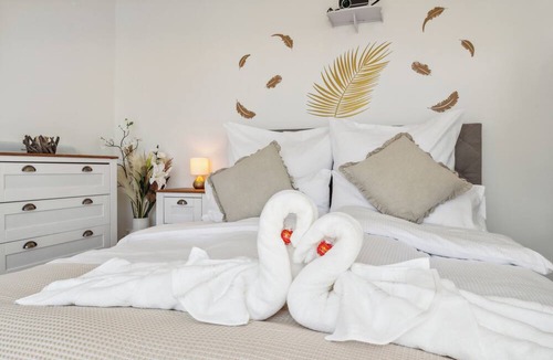 Brugg Apartment | ReMo l Business - Family l Aare view, near old town + terrace l Parking lot