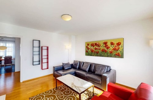 Seefeld Apartment | 3BR city flat near Bellevue! SF6