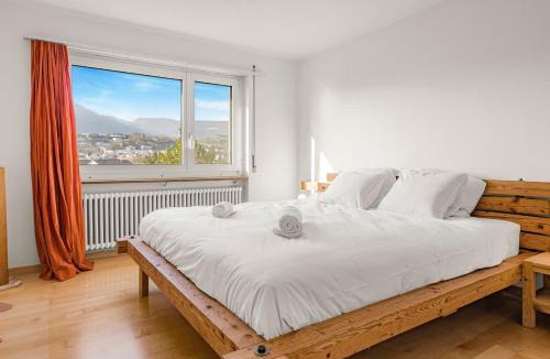 Erlinsbach House | Modern Living Villa mit Panorama-Wintergarten & TV