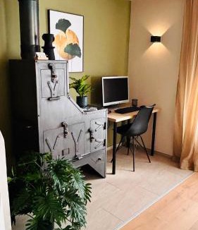 Biel Apartment | 120sqm Duplex Apartment with AirC Free Parking Family & Business