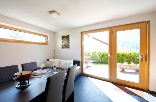 Engadin Scoul Apartment | Ferienwohnung Neuhäusler, Schinnas Sura 799