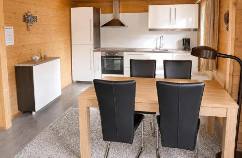 Fiesch Ski Chalet | Chalet in Wiler near Ski Lift & Views