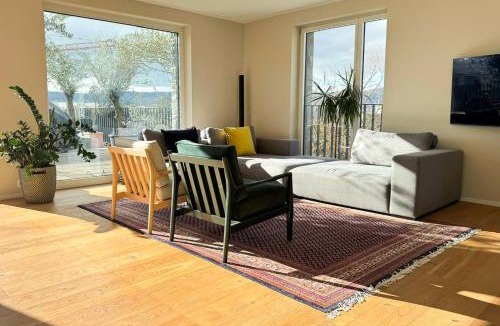 Meilen District Apartment | Wonderful Attic Maisonette in Meilen with Stunning Lake Views