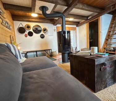 Vernamiege Ski Chalet | Mayen unique et authentique