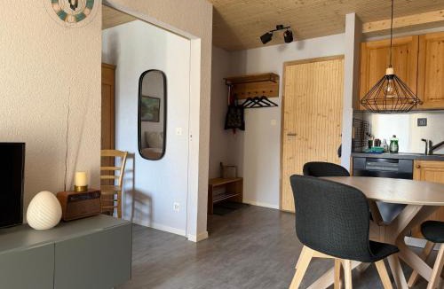 Evolene Apartment | Renovierte Wohnung mit Ausblick für 1-2 Personen