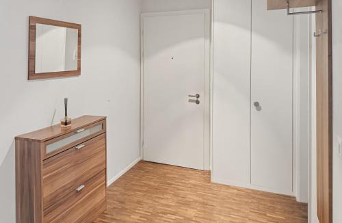 Seefeld Apartment | 1BR with balcony near lake - Flower 1