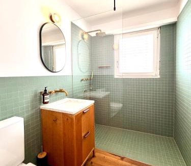 Krattigen Apartment | Wild Bird Lodge