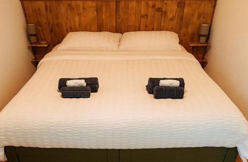 Boecourt Ski Chalet | Juralodgespa Chalet isolé avec jacuzzi