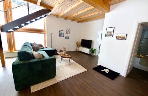 Alt Sankt Johann Apartment | Louisa's Gallery - Whirlpool - Berge & Wandern - Abendruhe - familien- & gruppenfreundlich - 1h von Zürich