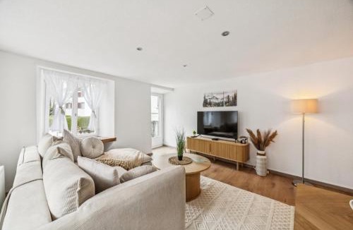 Weesen Apartment | ReMo I Altstadtidyll am See 1 - 6 Personen I Ruhig - Balkon - Parkplatz - nahe Bahnhof und Autobahn