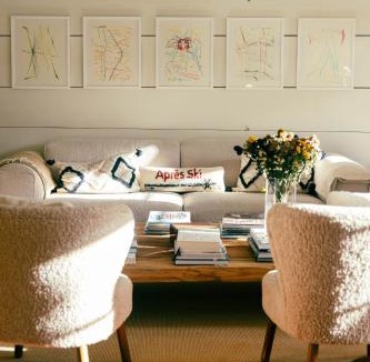 Rougemont Ski Chalet | Le Chalet Lion Rouge