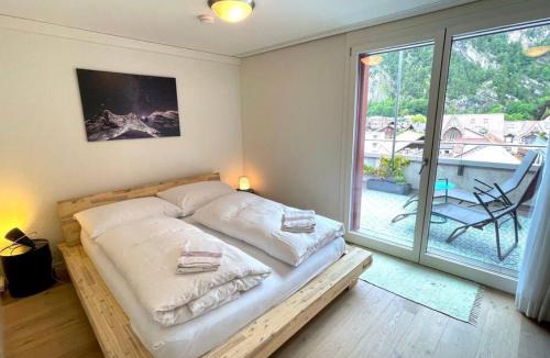 Central Interlaken House | Penthouse Alps Scenic Views and Concierge by SwissHut