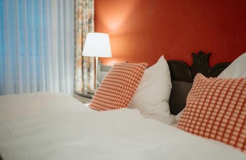 Weesen Hotel | Parkhotel Schwert - Self-Check-in