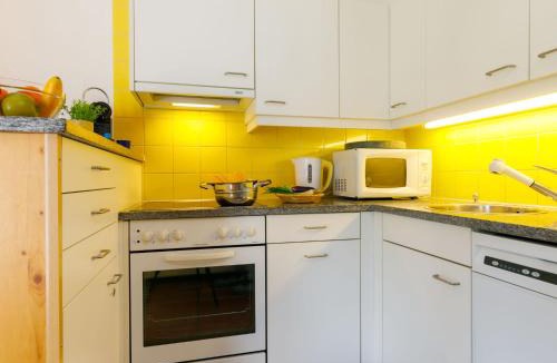 Capriasca Apartment | Apartment Villaggio Sureggio A7 mit TicinoTicket by Interhome