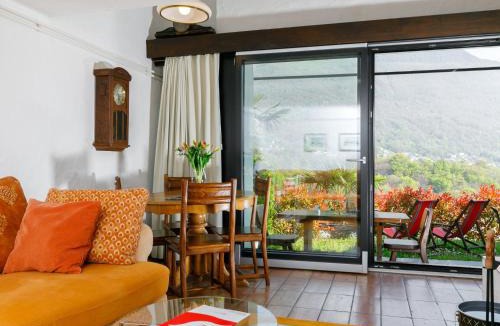 Capriasca Apartment | Apartment Villaggio Sureggio A3 mit TicinoTicket by Interhome