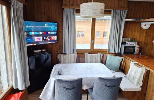 Vex Apartment | Les Collons1800- Bel appart 2pièces-4 pers-piscine-sauna-parking int-Wifi gratuit
