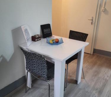 Buchs Apartment | Ahornwohnung, ruhige Lage, nähe Bahnhof und Zentrum