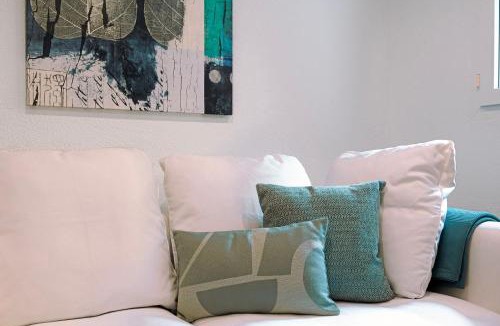 Riazzino Apartment | Massaresc apartment