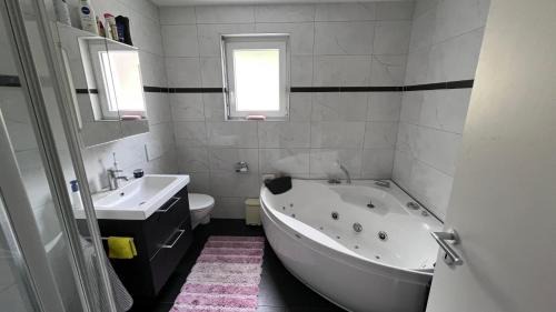 Eiken Apartment | Ferienwohnung