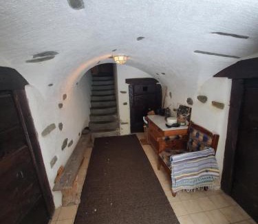 Bourg-Saint-Pierre Apartment | Bourg-saint-Pierre : le cachet d'antan