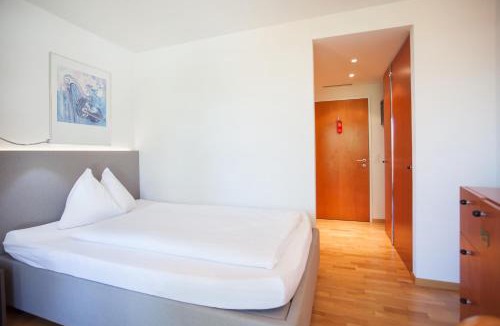 Bad Zurzach Hotel | GUESTHOUSE ZURZACH - Self Check-in