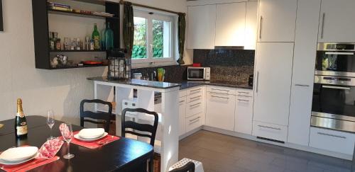 Siglistorf Apartment | Ferienhüsli 1.OG mit Terrasse