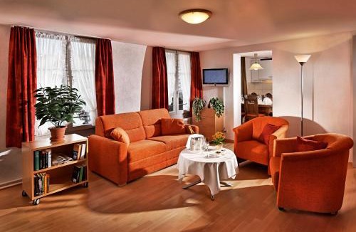 Spiez Apartment | Ferienwohnungen Hotel Eden Spiez