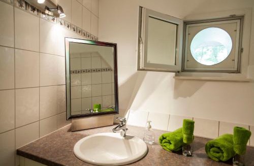 Herznach Bed & Breakfast | Bergwerksilo Herznach