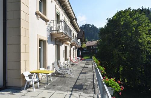 Matten bei Interlaken Hostel | Budget Waldhotel - shared bathrooms