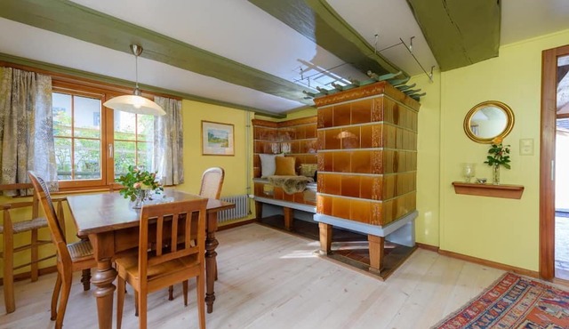 Anna Schmid Tree house