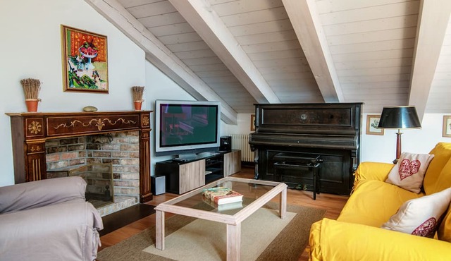 Castello di Brusata Apartment