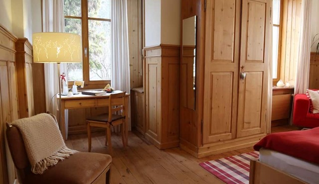Stylish 1.5-room holiday flat in an art nouveau villa