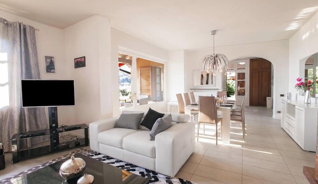 Villa Lakecomo - Ritrovo