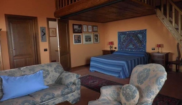Independent quadruple room
