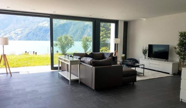 Villa am See 5/Beach House
