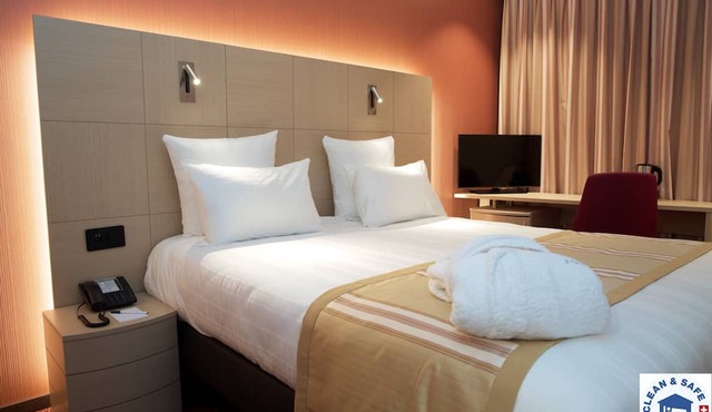 Nash Airport Hotel