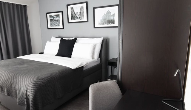Armotti Friedheim 1 Bedroom + Guest Bedroom/Office