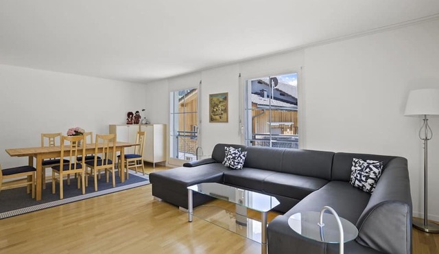Beautiful apartment for 6 guests with WIFI, TV and balcony