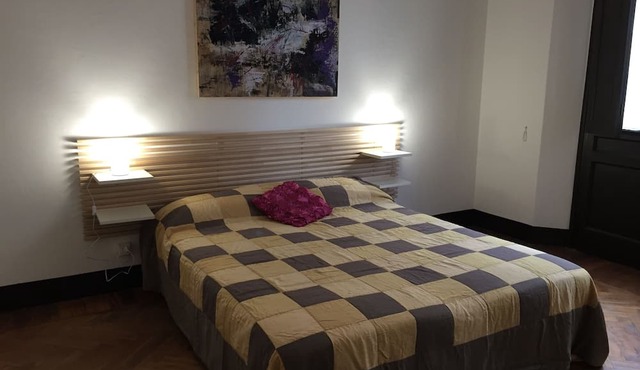 historic center five minutes from Piazza Maggiore
