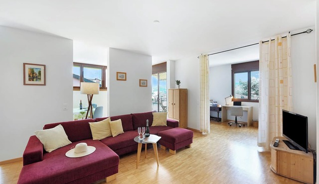 Casa Nova Bella with free parking, Lugano, Switzerland