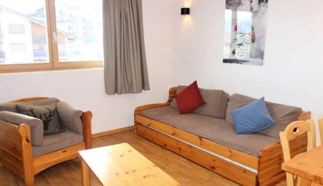 Apartment in Nendaz with Ski-In/Ski-Out Access