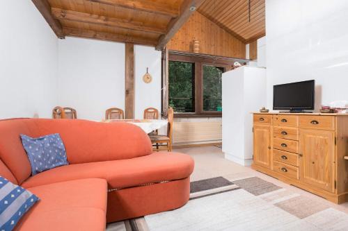 Cozy Diemtigtal Maisonette - Alpine Charm Parking