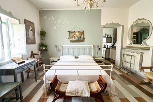 Antico Leccio Green