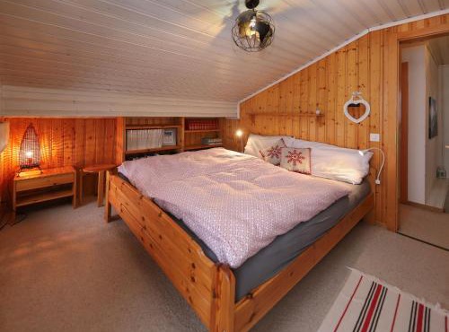 Chalet Cheechako by Interhome