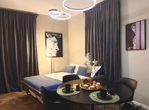 Chiara Home