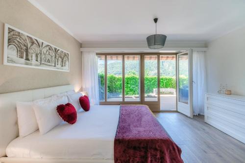 Morcote Romance by Quokka 360 - Apartment with Patio and Shared Pool