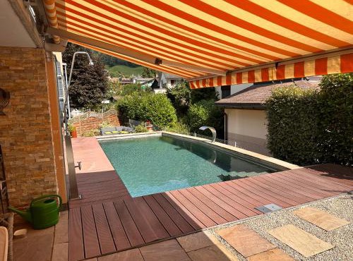 Zimmer mit eigenem Badezimmer
