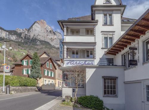 Hirschen Backpacker-Hotel & Pub