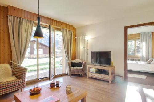 Tranquil location, terrace & relaxation