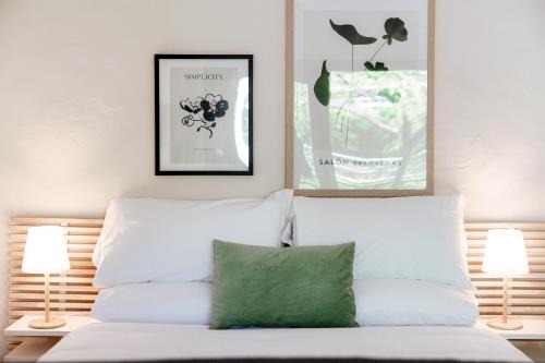 Sureggio 2 by Quokka 360 - Cozy Studio in Residence with Shared Pool